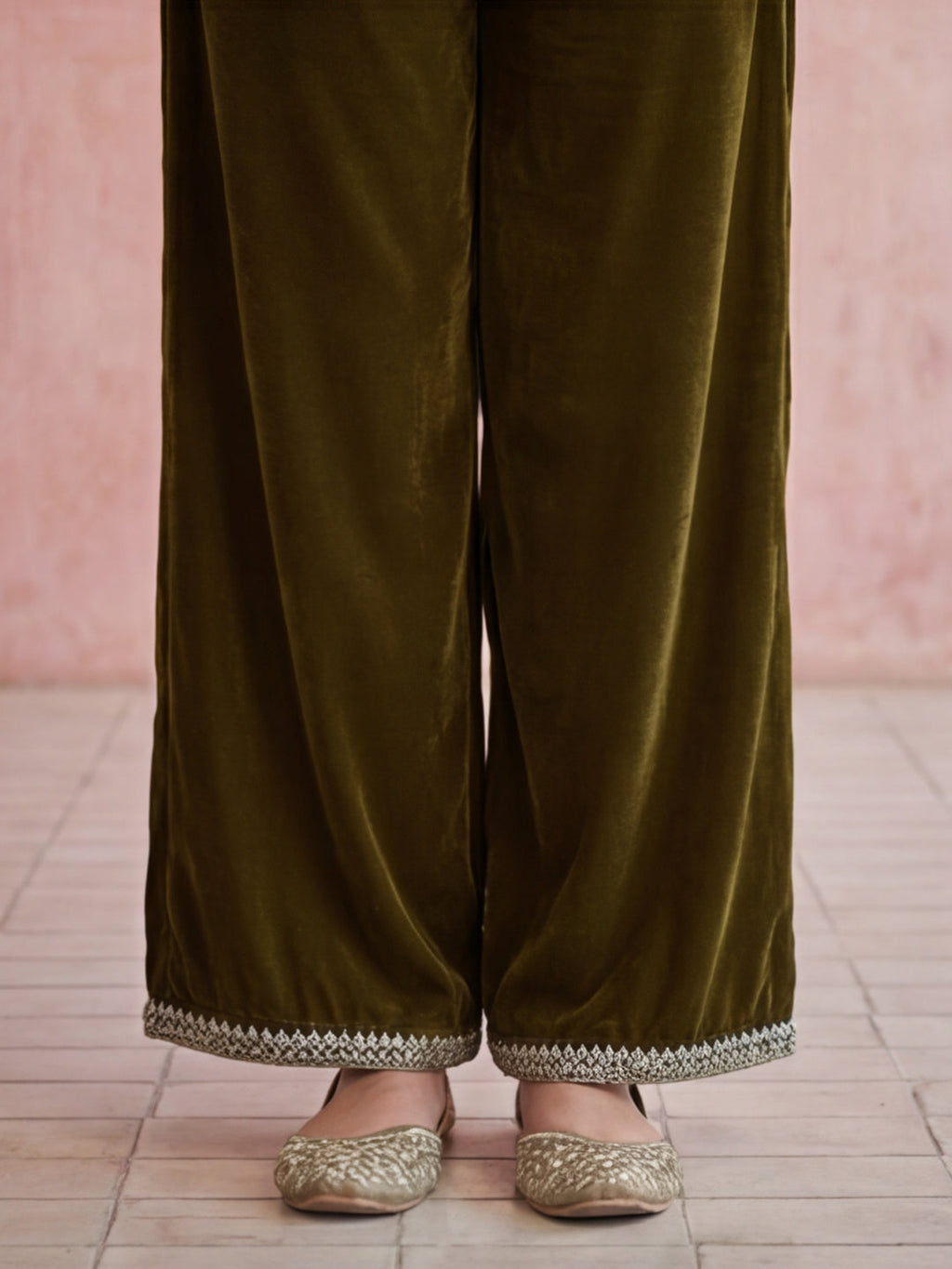 Kurta With Pant & Dupatta Ethnic Kurta Set For Women